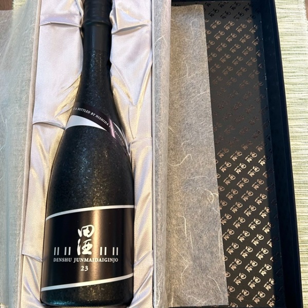 田酒 (でんしゅ) 純米大吟醸 二割三分 720ml [限定酒] ※店頭予約販売