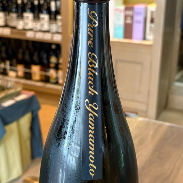 山本 (やまもと) 純米吟醸 ピュアブラック生原酒 1800ml / 720ml [季節
