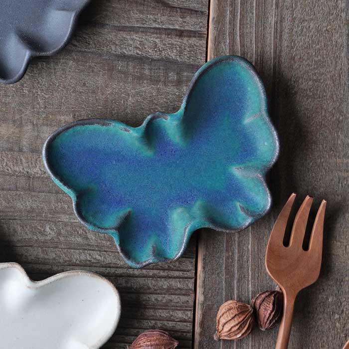 益子焼 ちょうちょの小皿 シャビーターコイズ わかさま陶芸 豆皿