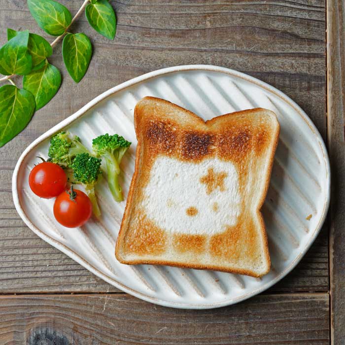 益子焼のトースト皿 しずく kinari わかさま陶芸 パン皿 サクサク感が