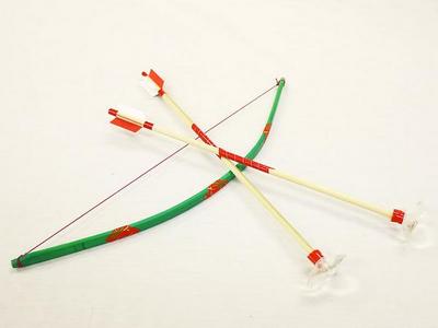 竹工芸品 弓矢セット｜吸盤の矢を竹の弓で飛ばす、弓矢セット