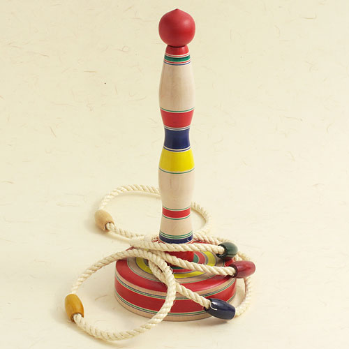 【昔のおもちゃ・木地玩具】輪投げ　大　山形県の木地玩具　※色・柄はお選びいただけません