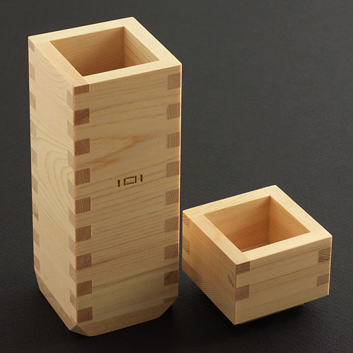 ますや　いこいシリーズ　Ochoko×Tokkuri　岐阜県大垣市の檜製酒器