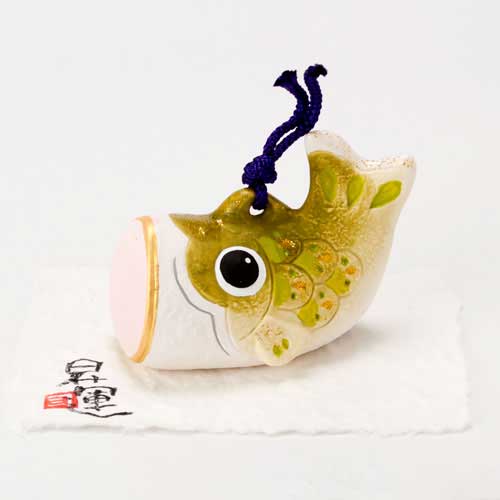 土鈴鯉のぼり　中・緑 (MK851)　瀬戸焼の皐月飾り　端午の節句・五月人形　Setoyaki Satsuki ornament