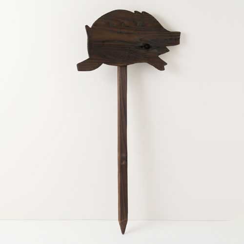 ガーデンエクステリア　木製杭　ブタ　埼玉県秩父の工芸品　Wooden pile  Saitama chichibu craft