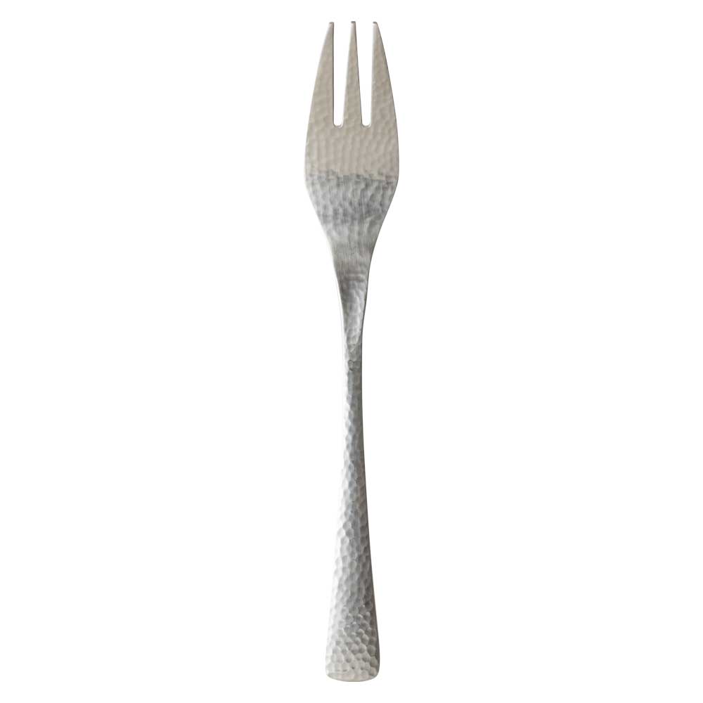 和味（なごみ）　デザートフォーク　長さ19cm　落ち着きのある槌目模様　和の食卓に　和風カトラリー　ステンレス製　日本製　新潟県の金属製品|カトラリー（ナイフ・フォーク・スプーン）|食器・キッチン