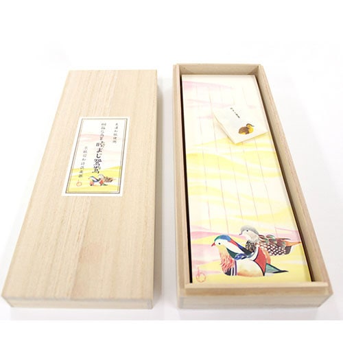 沓掛ろっか　桐箱花鳥箋　睦まじ鴛鴦 (RKI-012)　包み香入りの美濃和紙一筆箋　和詩倶楽部　気軽なひとことを添えるミニ便箋　文香入り