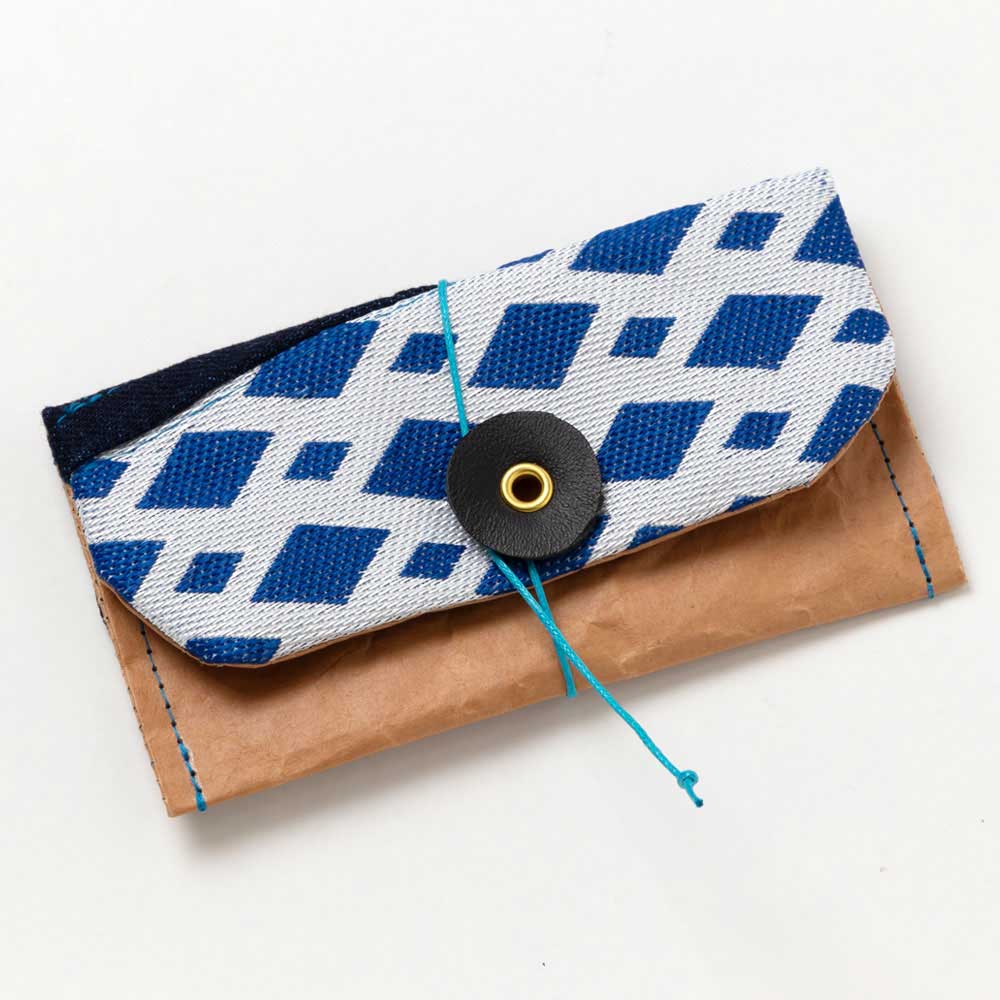 くるくる留めの名刺入れ 007　米袋封筒のちほど　Business card holder made of rice bag