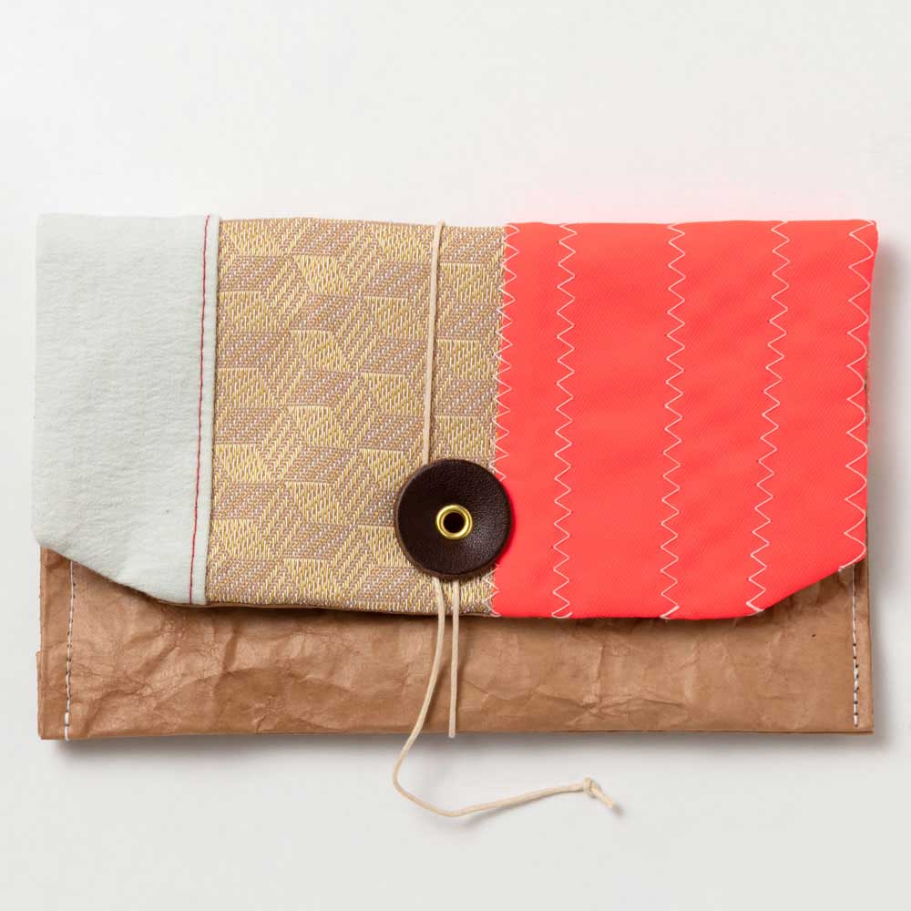 くるくる留めの小物入れ 006　米袋封筒のちほど　Accessory case made of rice bag