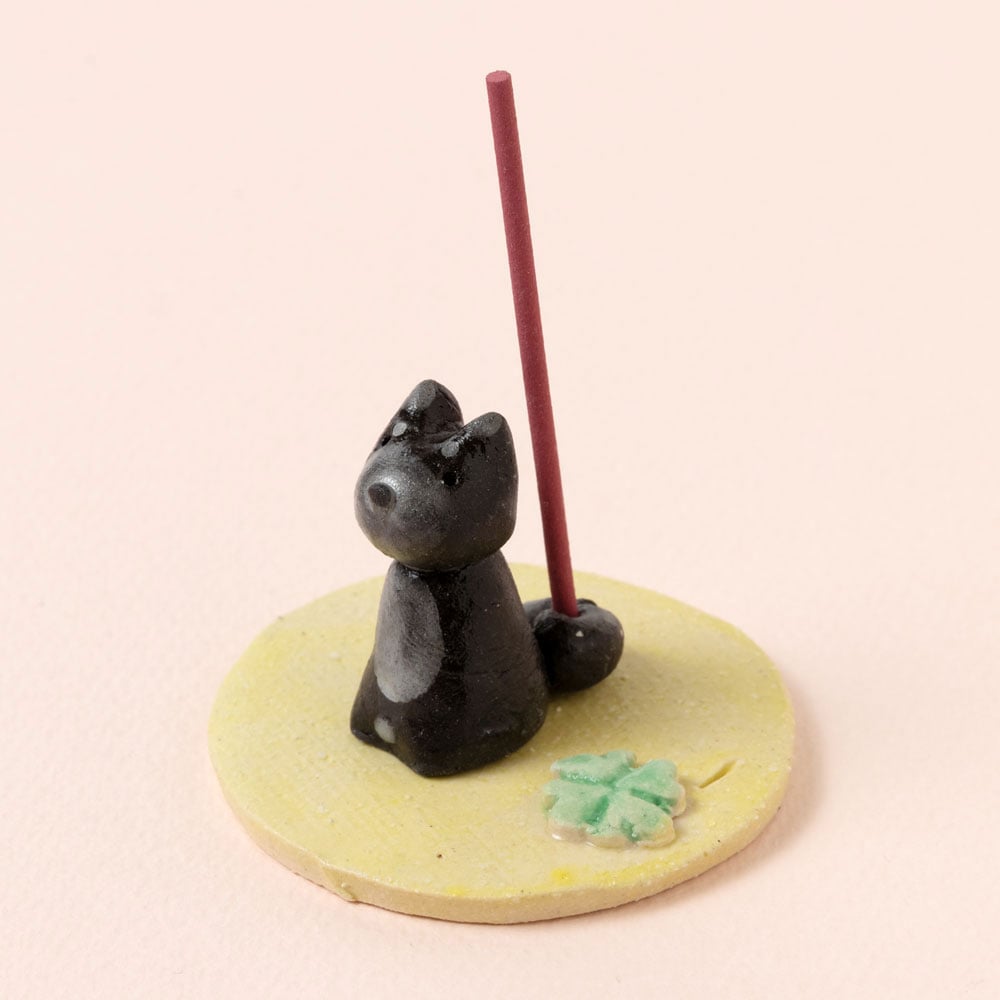 瀬戸焼　黒柴犬香立て (K7116)　愛知県の工芸品　Seto-yaki Incense stand  Aichi craft