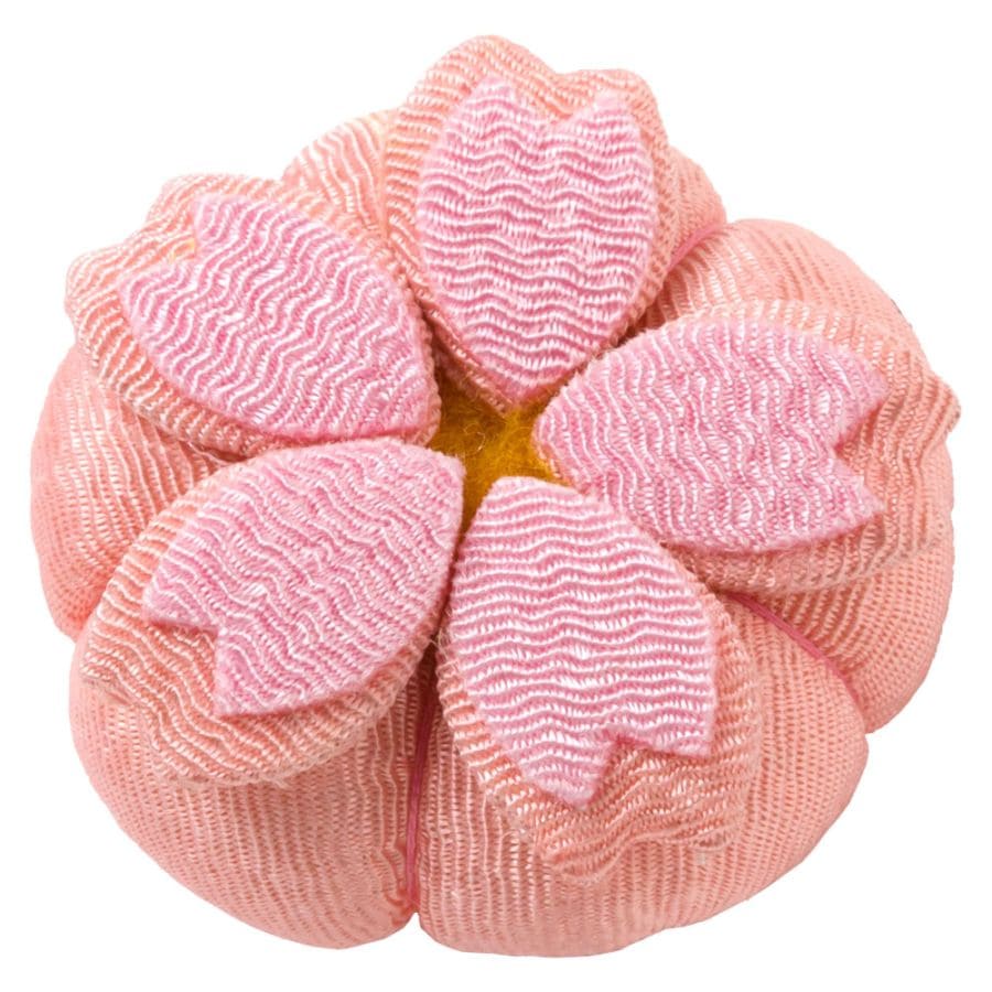 京都夢み屋〈ちりめん和菓子処・香の花 甘美〉桜 KKN-19|桜に見立てた、お香を忍ばせるちりめん細工の置物