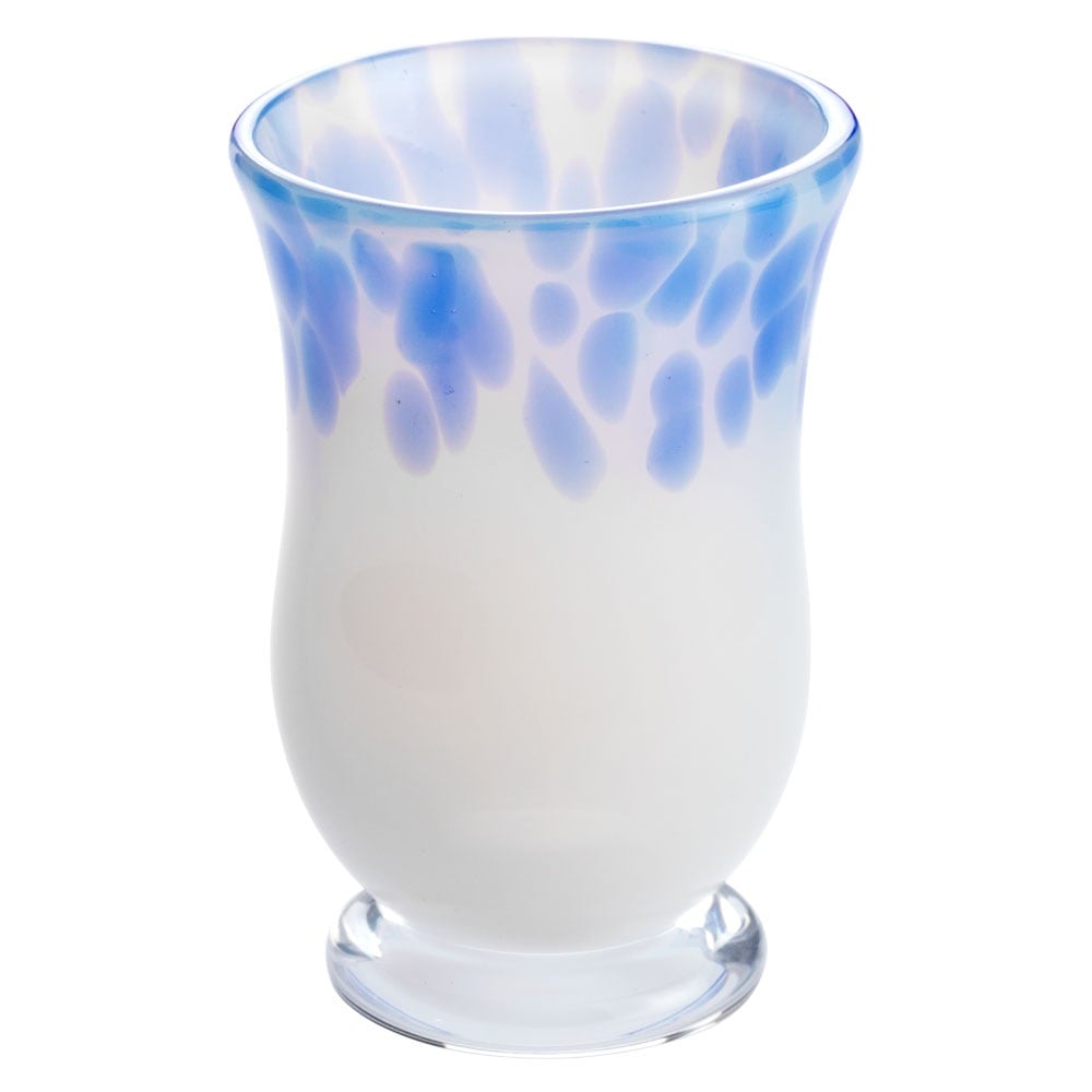 津軽びいどろ　盃12ヶ月コレクション　2月：春時雨 (F-62197)　猪口　ガラス酒器　青森県の伝統工芸指定品　Sake glass  Aomori craft　※在庫限り