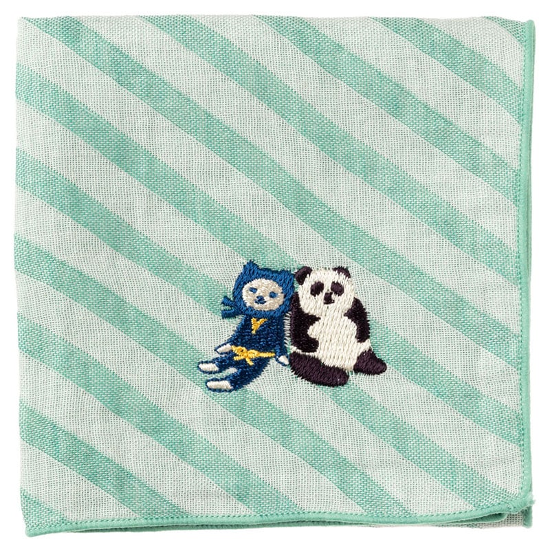NYANJA　刺繍ハンカチ東京　パンダ　ずっとこっちみてる猫の忍者　スーベニール　Embroidered gauze handkerchief