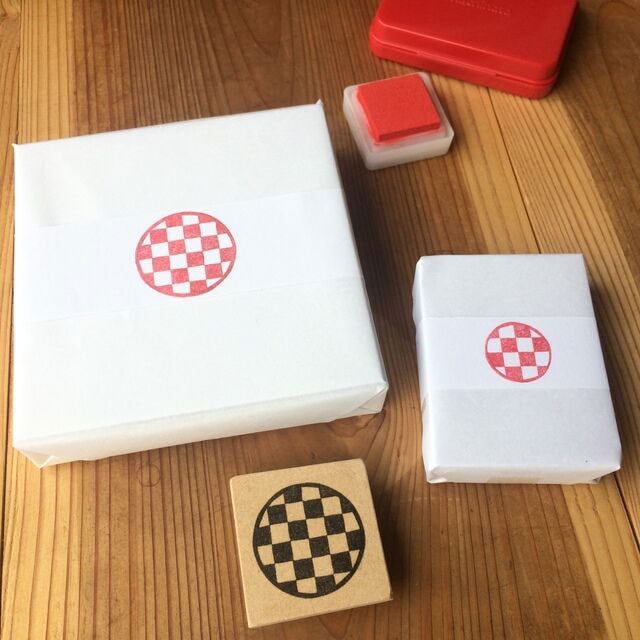 使いやすい丸型和柄はんこ　市松　消しゴムはんこ　ただのやまもと　Japanese pattern hanko stamp