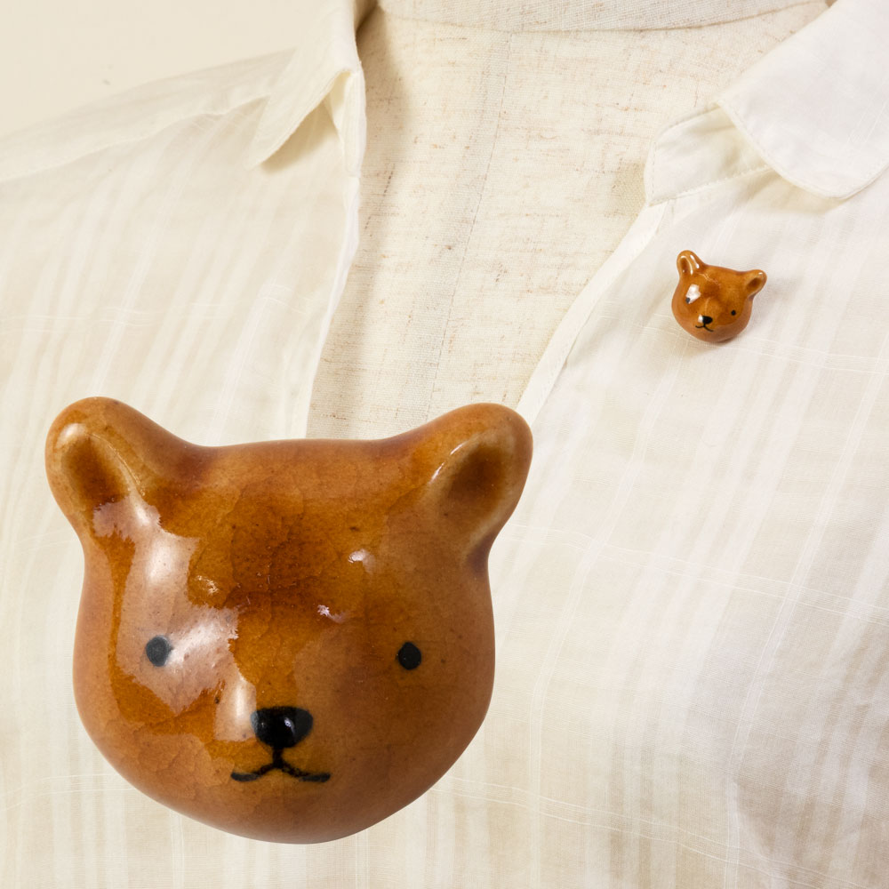 イホシロ窯　アクセサリー　クマ　ピンバッジ　ブローチ　帯留め　美濃焼　岐阜県の工芸品　Minoyaki accessory, Gifu craft|アクセサリー|和小物