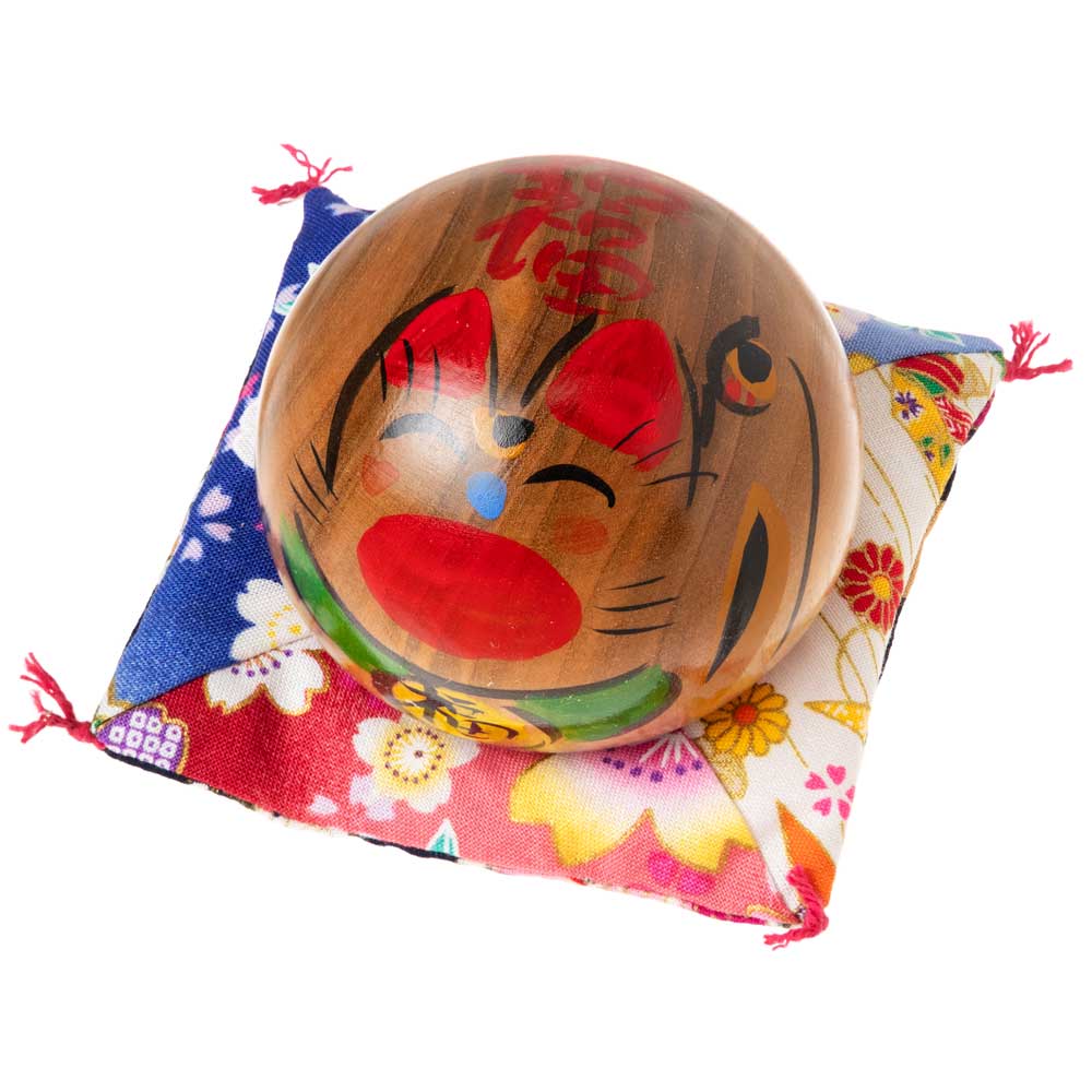 仙臺さすり　招き猫こけし　サクラ材　中・2.5号 (119)　招福・左手上げ　さすって撫でてリラックス　インテリア置物　木工品　宮城県仙台市の工芸品　Kokeshi of lucky cat, Miy