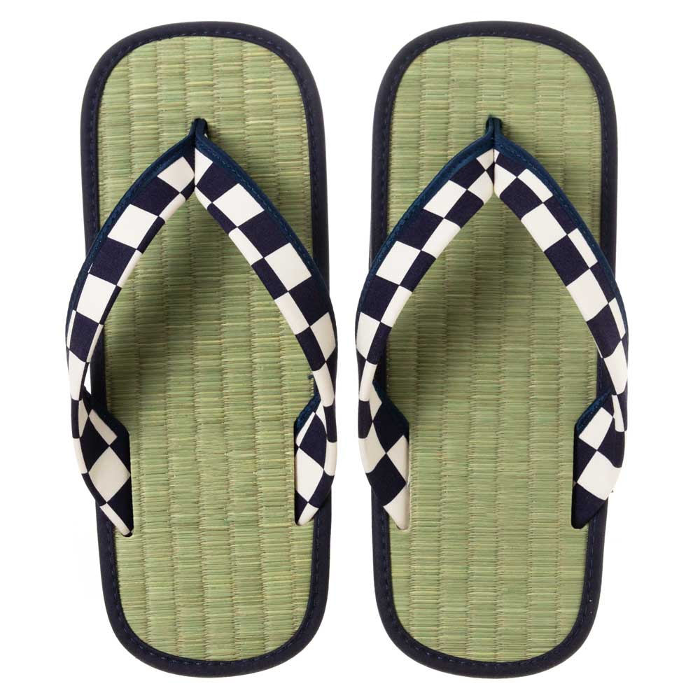 い草たたみ雪駄・市松B（フリーサイズ）　ゴム底草履　いつも足裏で畳を感じられるスリッパ・サンダル　暑い夏場も快適な足下に