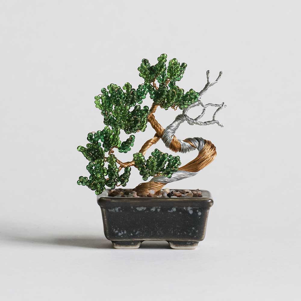 ネジッテBONSAIキット　真柏　ビーズを使って自分で作る　つまめるサイズの盆栽工作キット　ワイヤーをねじるだけ　手作り　ハンドメイド　置物　日本製