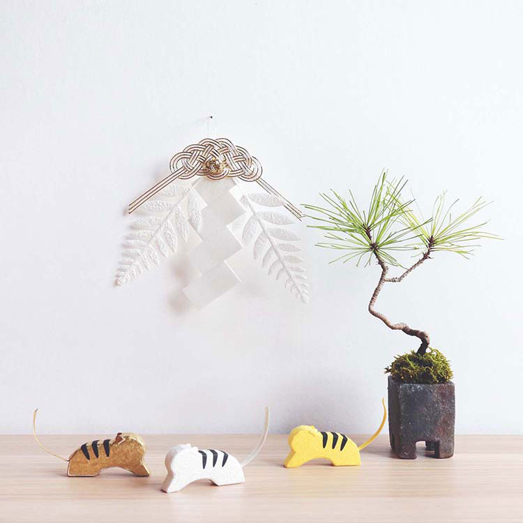 水引かざり M 金 めでたやモダン 正月飾り New Year decoration