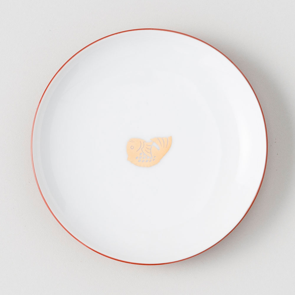 BARBAR 紅白小皿 祝い鯛ペアセット 桐箱入り 波佐見焼・磁器 長崎県の工芸品 Small plate of Mandarin duck Hasamiyaki