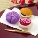 京都夢み屋〈ちりめん和菓子処・香の花 甘美〉三笠焼き KKN-23｜三笠焼きに見立てた、お香を忍ばせるちりめん細工の置物
