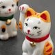 瀬戸焼〈招猫香立〉トラ・右手上げ｜福を招くトラ猫のまねきねこ型お香立て