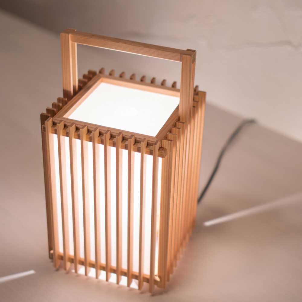 和風スタンドライト 行灯 清（小） sei-S 高さ31.5cm 杉材と強化和紙の