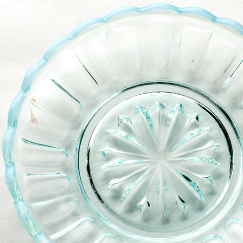 廣田硝子 雪の花 豆皿 ブルー アンティークなスタイルの厚手ガラス食器