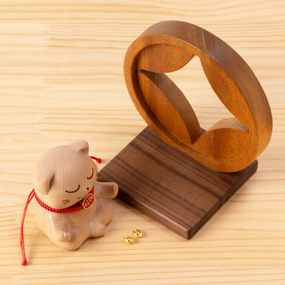 木製 金運・福招き座禅猫 卓上招き猫 ラッキーキャット | こだわりの和