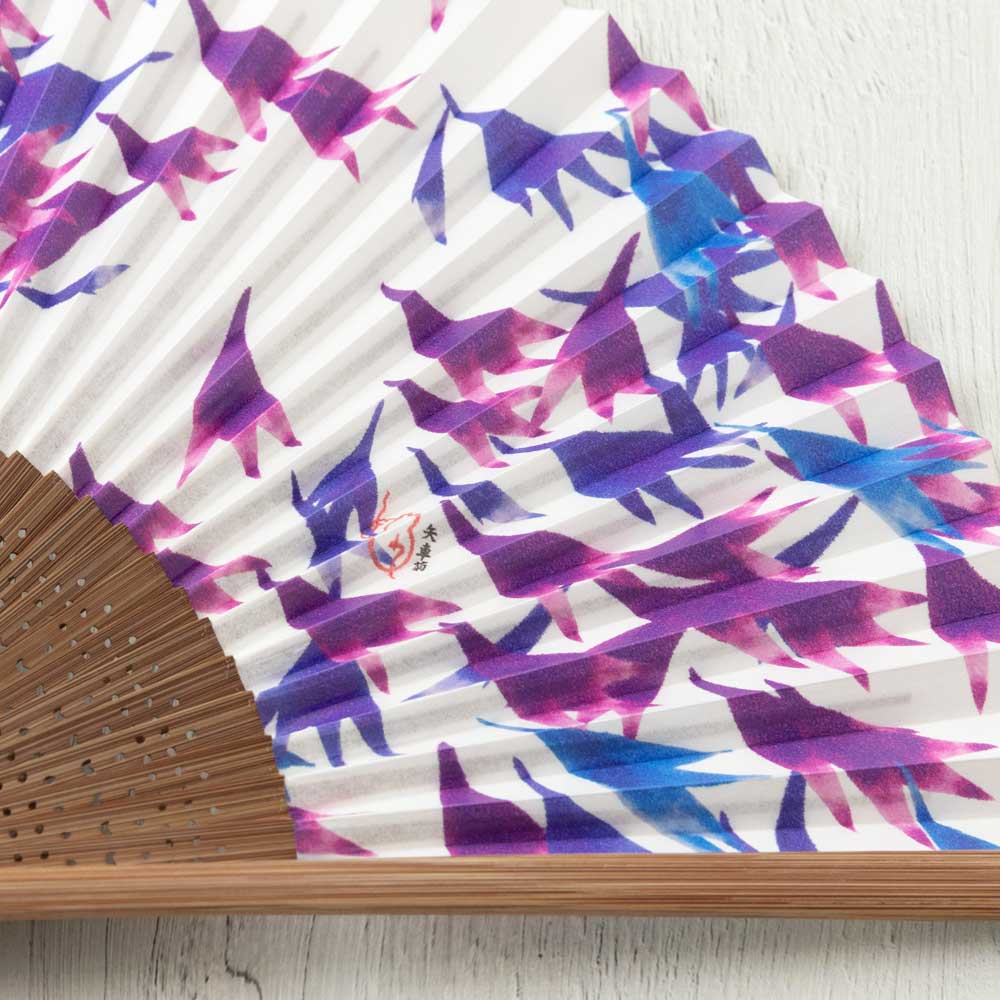 和詩倶楽部 女房扇 矢車菊 和紙の扇子 六寸五分 約20cm やや小ぶり 女性用の定番サイズ レディース 和柄 手張り製 国産扇骨35本 日本製