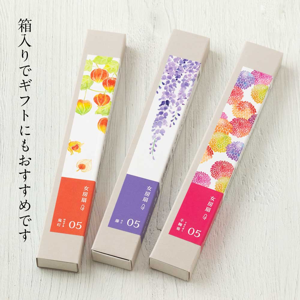 和詩倶楽部 女房扇 矢車菊 和紙の扇子 六寸五分 約20cm やや小ぶり 女性用の定番サイズ レディース 和柄 手張り製 国産扇骨35本 日本製