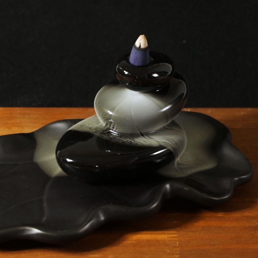 流川香 蓮お香セット 煙がゆっくりと川の流れのように下に流れるお香セット 岩佐佛喜堂 香川県の香り製品 Ryusenkou Incense Set すべての商品 こだわりの和雑貨 和敬静寂