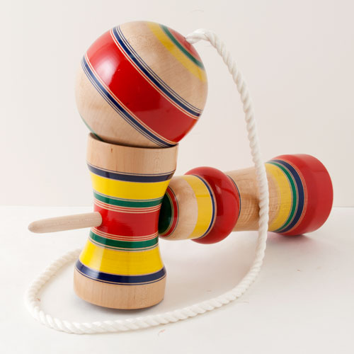 とってもでかい！尺5寸けん玉 山形県の木地玩具 Huge Kendama