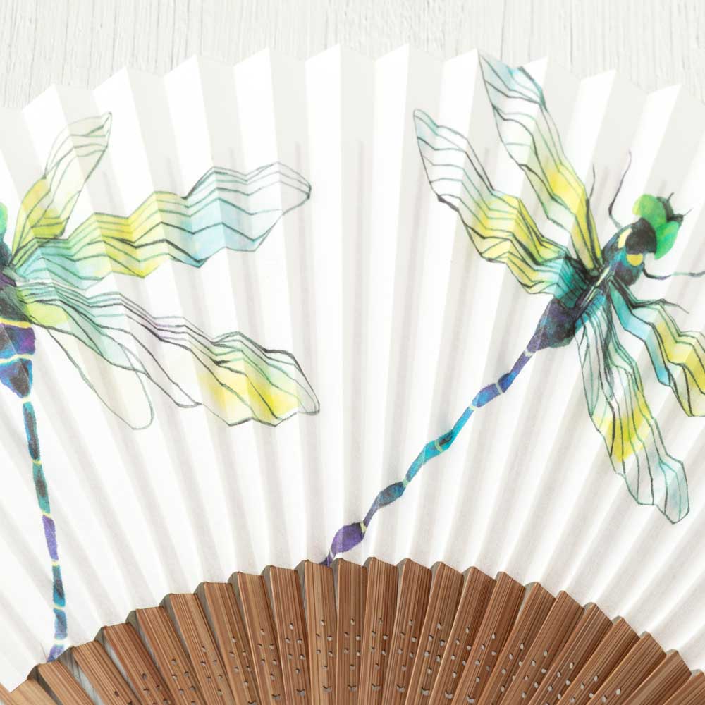 和詩倶楽部 進撃扇 勝虫 とんぼ 和紙の扇子 七寸五分 約23cm 少し
