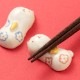 兎雛箸置き (HK846)　瀬戸焼　桃の節句　ひな祭りのテーブルウェア　Seto-yaki Chopstick rest of Hina dolls