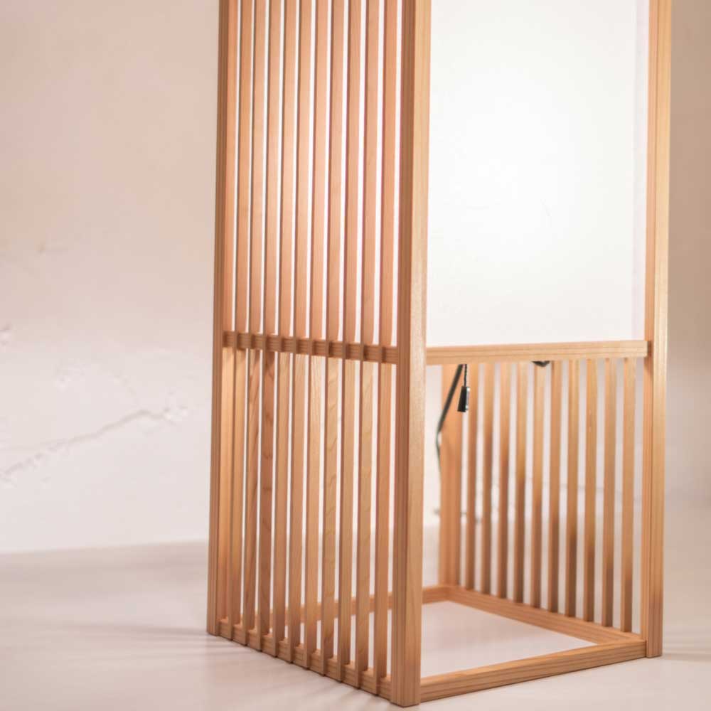 【美品】和風スタンドライト 調 shirabe 行灯 杉材と強化和紙の照明器具 和風スタンドライト 調（M） shirabe 行灯 高さ60cm 杉材と強化和紙の