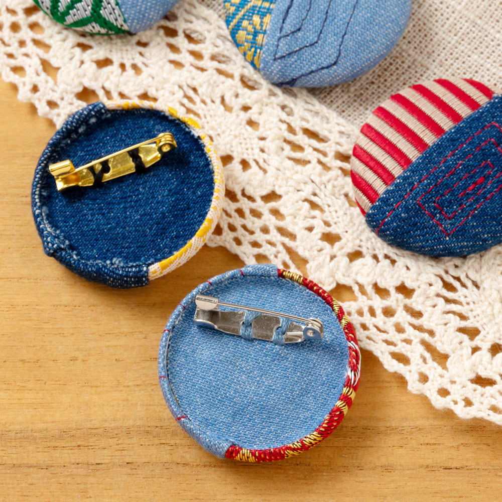 畳べりのブローチ 008 のちほど Brooch made by tatamiberi