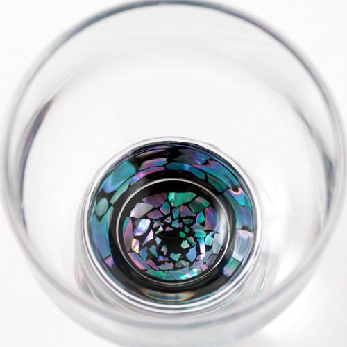 高岡漆器 螺鈿硝子 杯 石垣・黒 容量65ml 日本酒 冷酒グラス 漆塗り