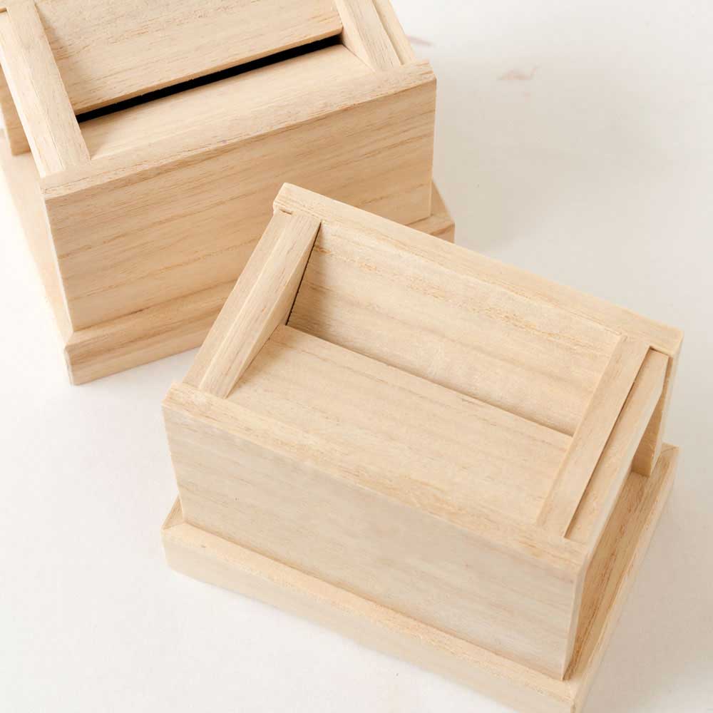 賽銭箱型の貯金箱 (067) 鈴 木目込細工 桐製 箱長の桐工芸品