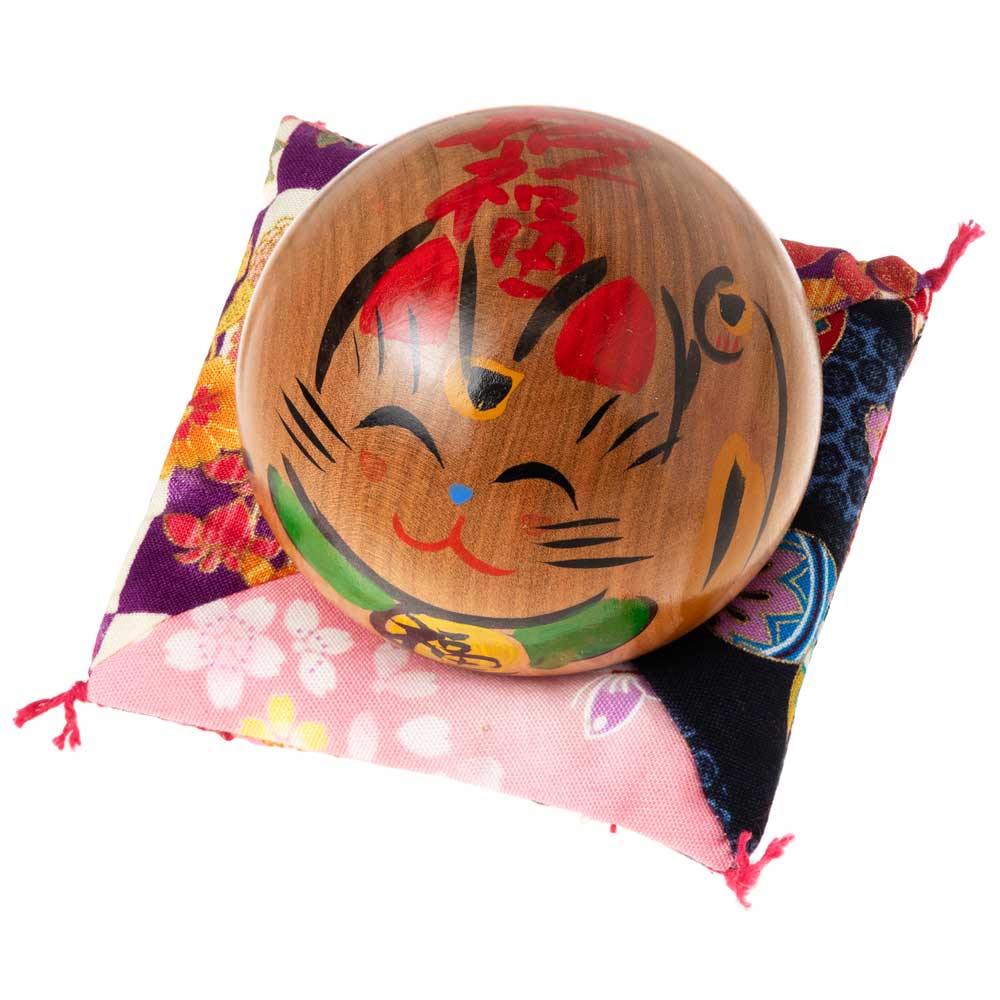 仙臺さすり 招き猫こけし サクラ材 中・2.5号 (120) 招福・左手上げ さすって撫でてリラックス インテリア置物 木工品 宮城県仙台市の工芸品 Kokeshi of lucky cat, Miyagi craft