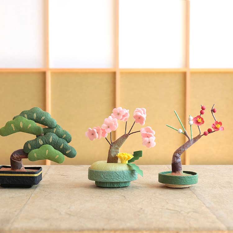 山百合や水引、南天に若松を束ねた 和モダンなお正月飾り 御飾り 山百合や水引、南天に若松を束ねた 和モダンなお正月飾り 御飾り