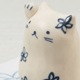 招き猫置物　染猫　招き・花　RRスタジオ　瀬戸焼の開運アイテム　日本製　愛知県の工芸品
