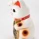 常滑焼　招き猫　8号小判白猫貯金箱　右手上げ (143-60-86)　愛知県の工芸品　Tokoname-yaki Lucky cat