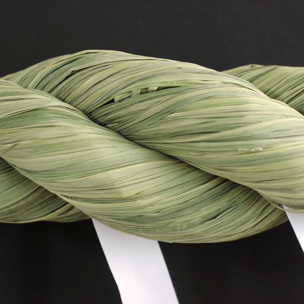 竹治郎 国産しめ縄 大根〆荒神一尺(ゴヘイ付き)〆縄【数量限定】 神棚 正月飾り 無病息災・家内安全 新潟県南魚沼で生産・製造された注連縄 Shimenawa Sacred rope Niigata craft