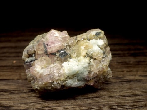 ミャンマー産 エルバイト(ピンクトルマリン,リチア電気石)/Elbaite