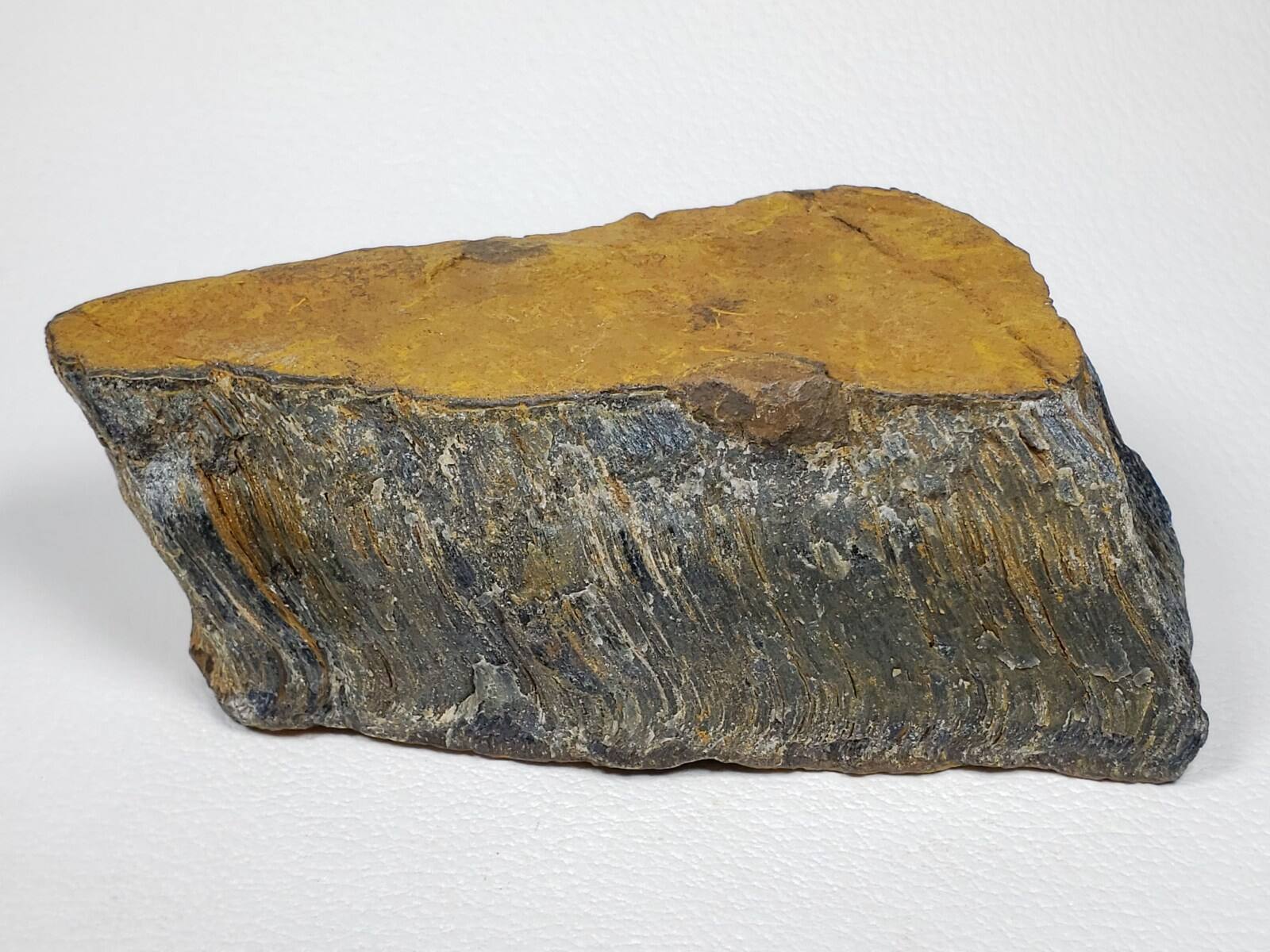 ブルータイガーアイ (青虎目石)/Blue Tiger's eye