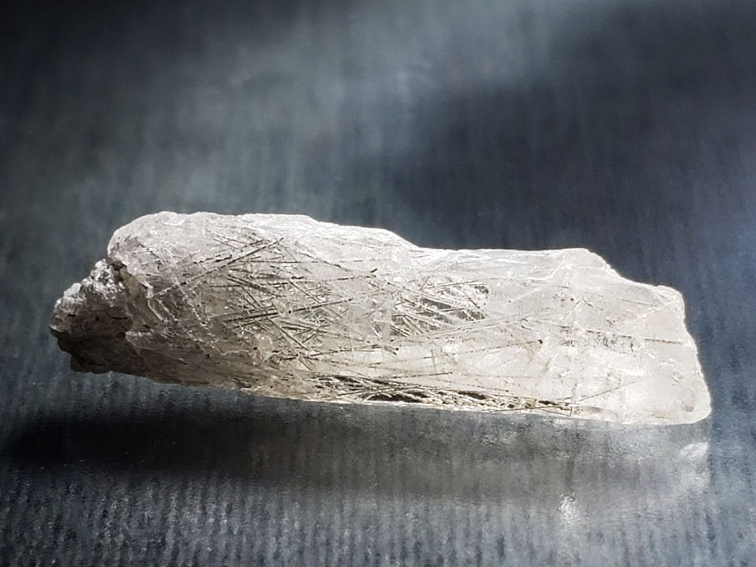 ブラジル産 オレナイトinクォーツ /Olenite in Quartz (オーレン電気石入り水晶)