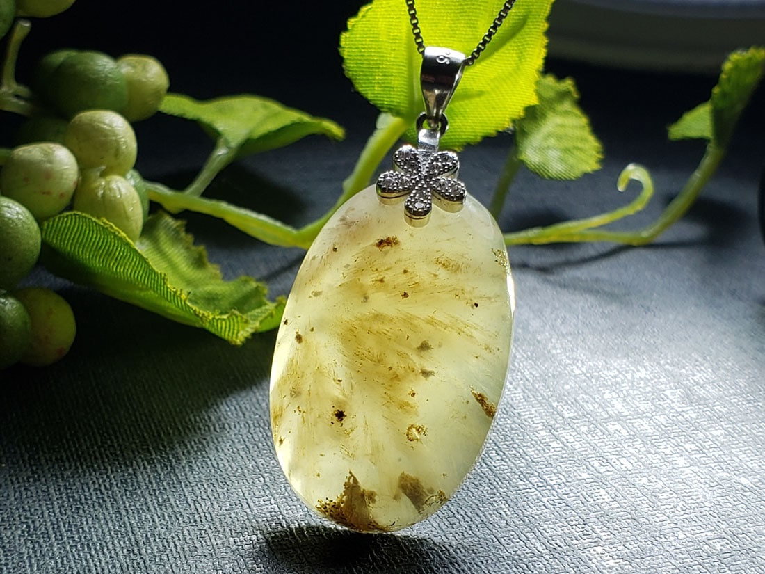 トラピッチェ水晶 (Trapiche Quartz)