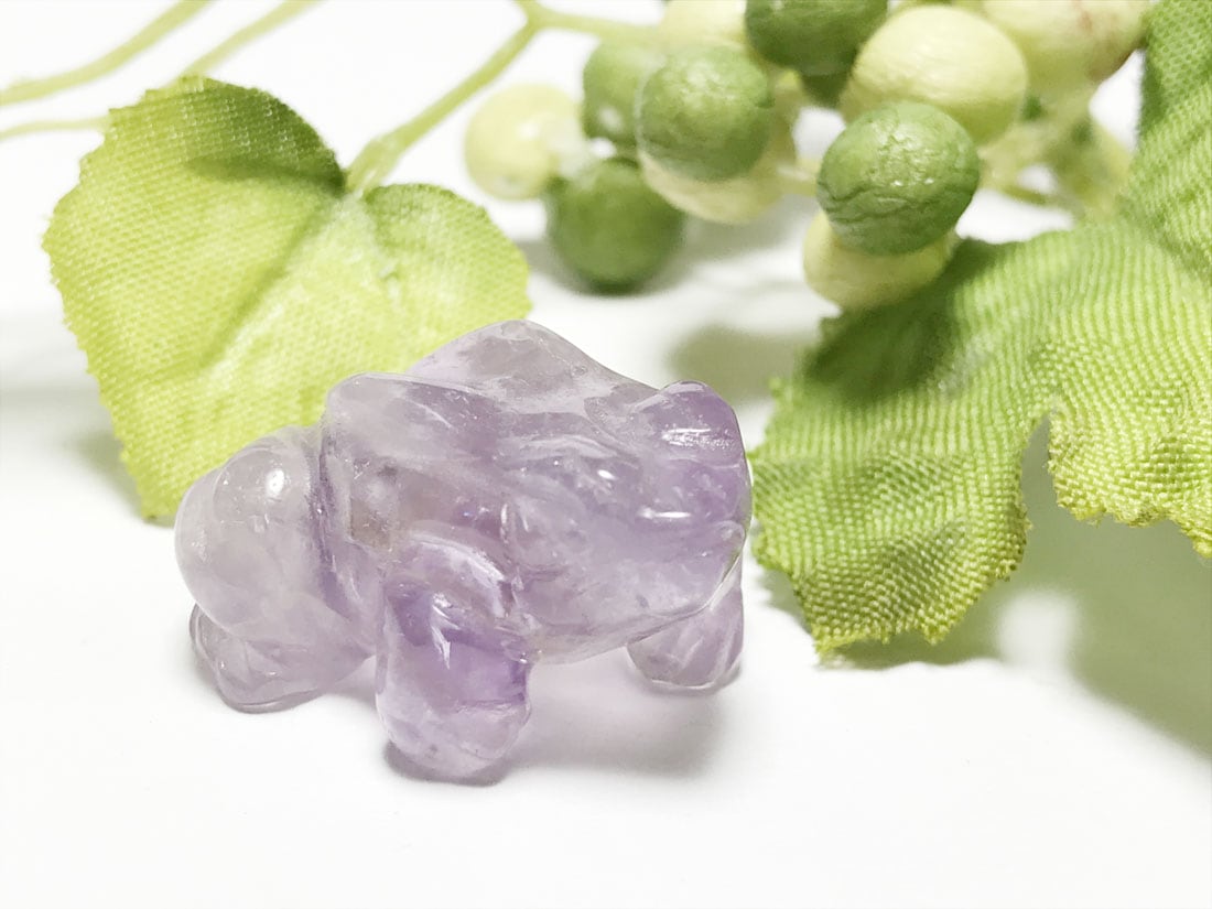 アメトリン 蛙 彫刻