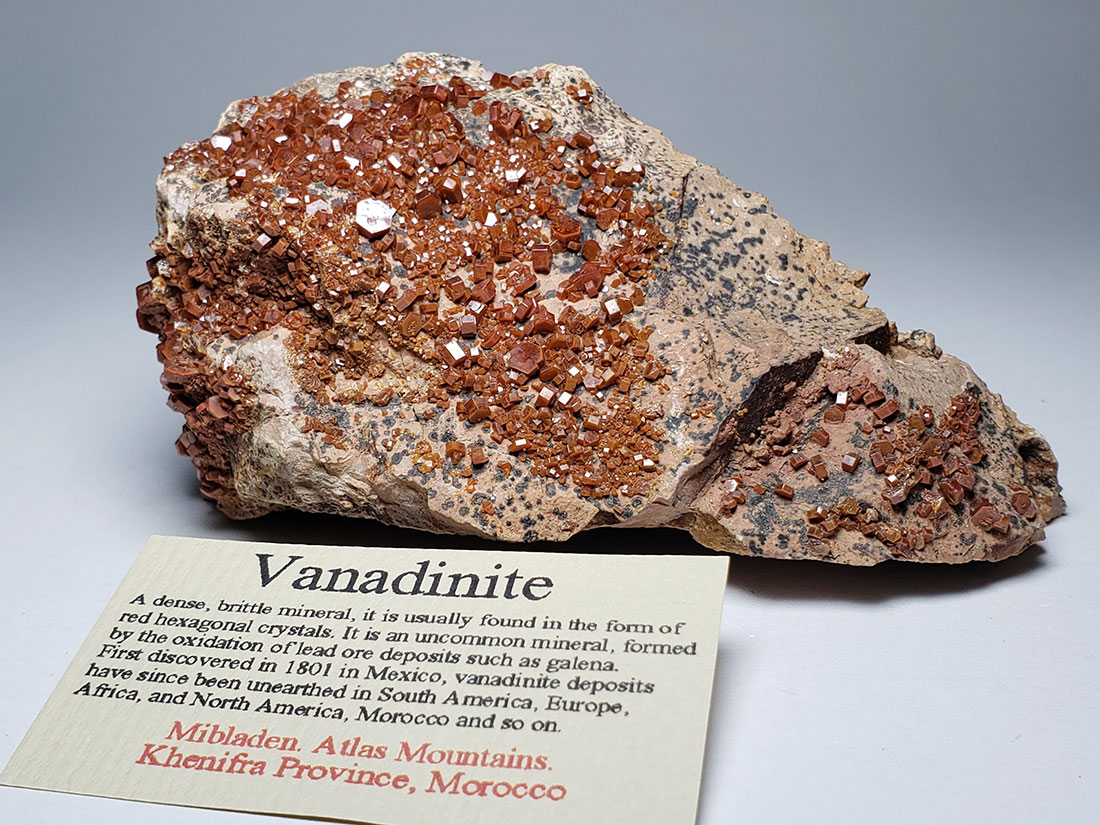 モロッコ産バナジナイト